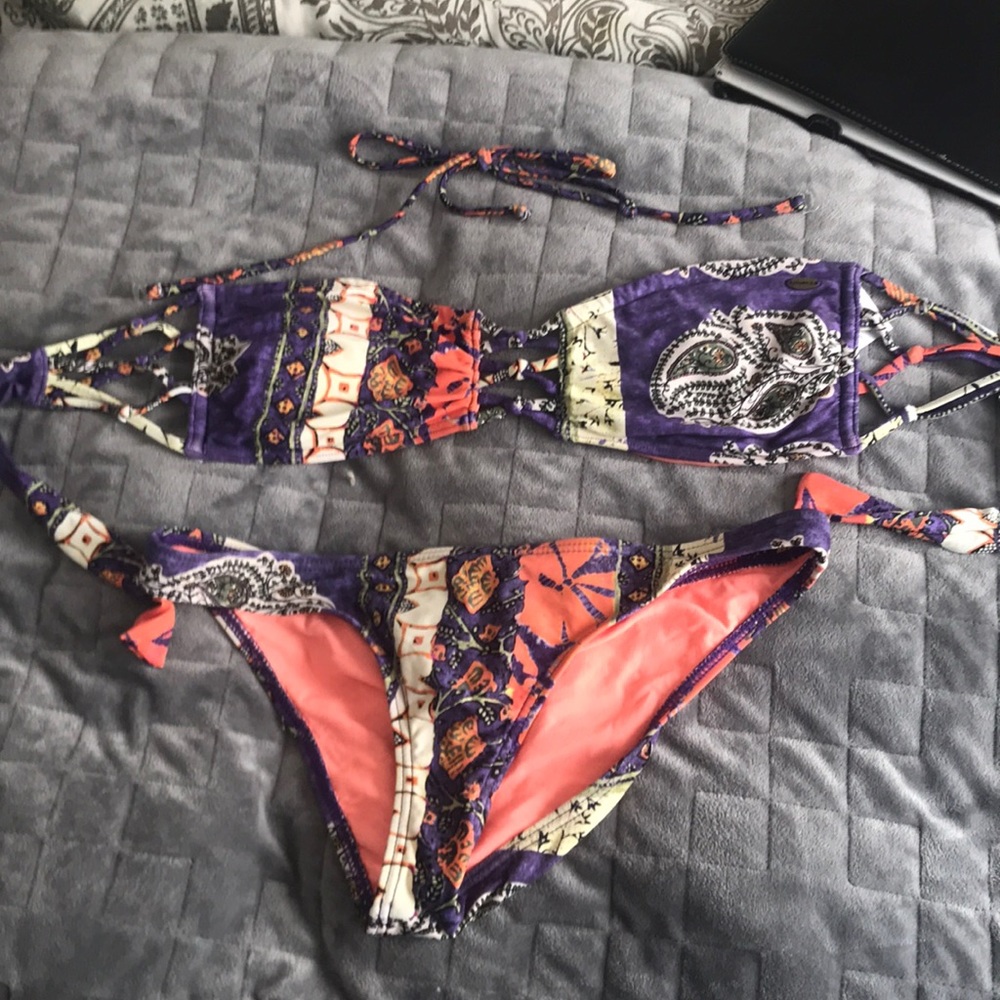 O’Neill bikini. Perfect condition